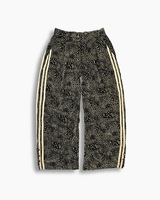 Roar Straight Baggy 4-Stripe Pants — Black Leopard