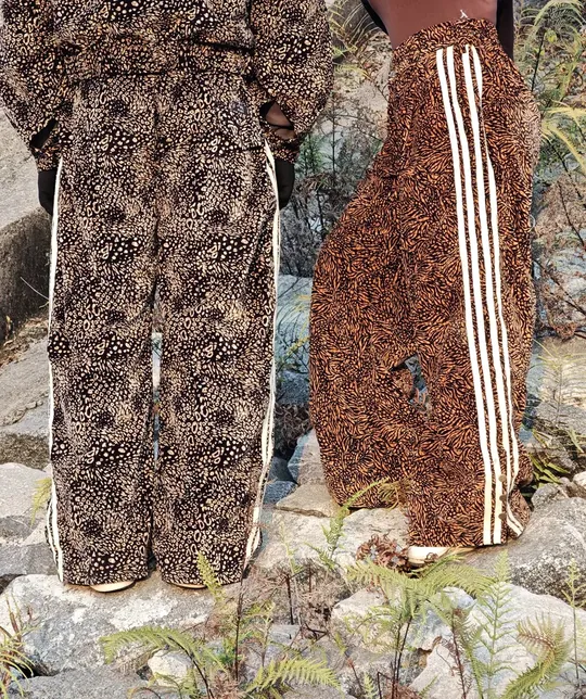 Roar Straight Baggy 4-Stripe Pants — Burnt Orange & Black, photo 3
